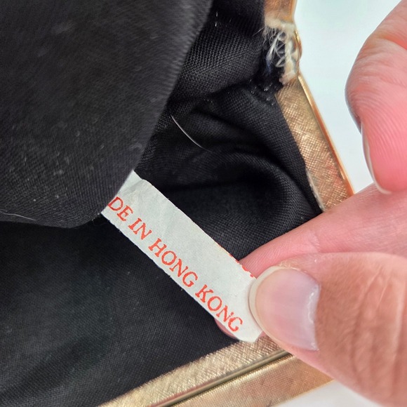 Vintage Beaded Evening Bag Kiss Clasp Purse Gold Accents Chain Hong Kong Studded - Picture 8 of 10